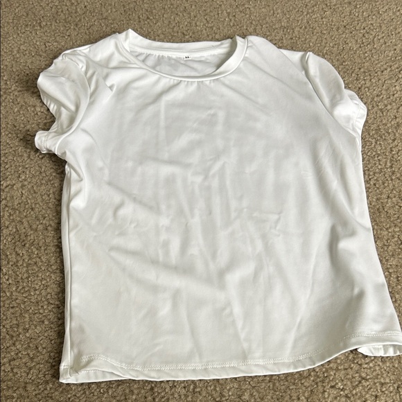 Amazon Tops - Amazon White Short Sleeve Tee